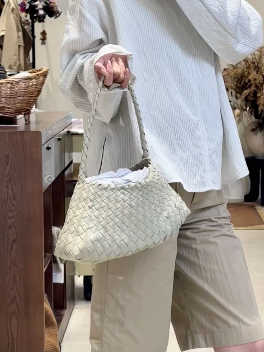 Rosanna Shoulder Bag in White Dragon Diffusion